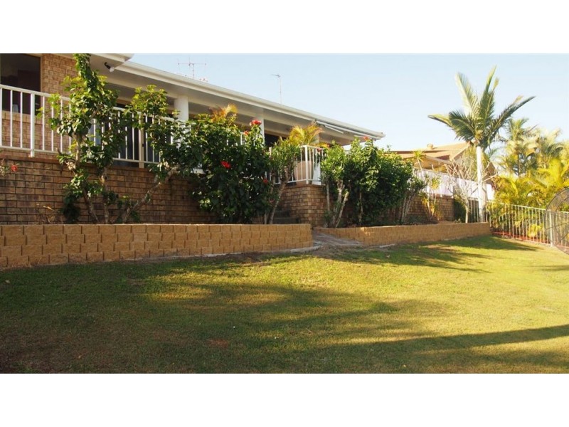 9 Rudd Street, Broadbeach Waters QLD 4218