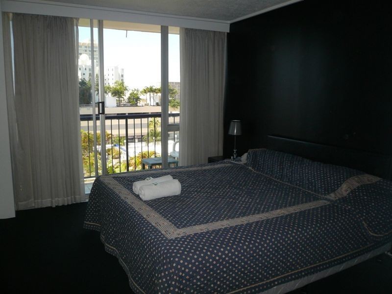 708/67 Ferny Avenue, Surfers Paradise QLD 4217