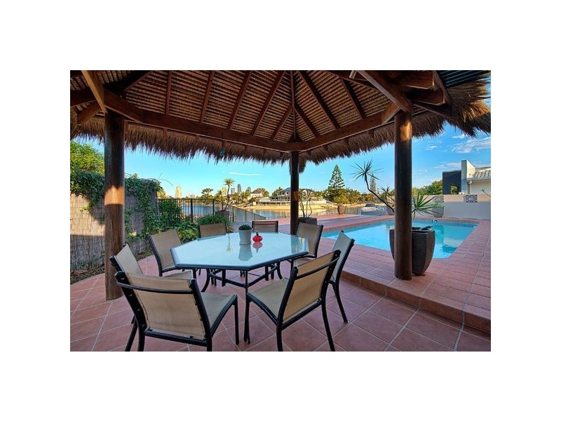 42 Rio Vista Boulevard, Broadbeach Waters QLD 4218