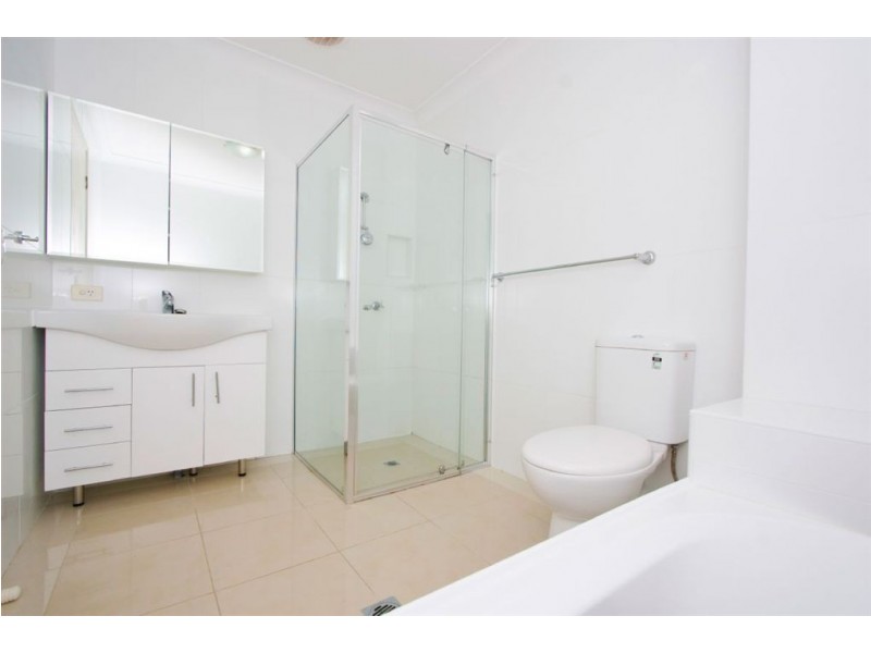 7/202 Queen Street, Southport QLD 4215