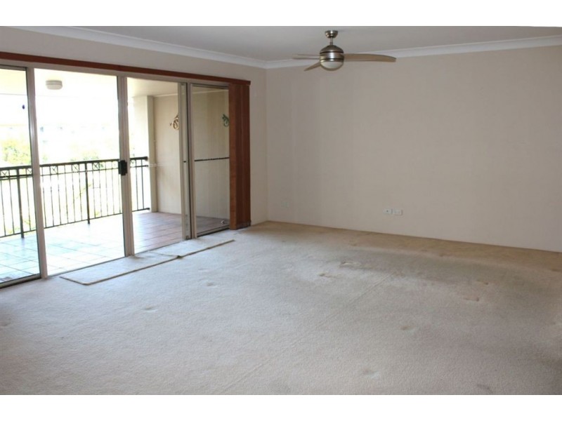 15/1040 Gold Coast Highway, Palm Beach QLD 4221