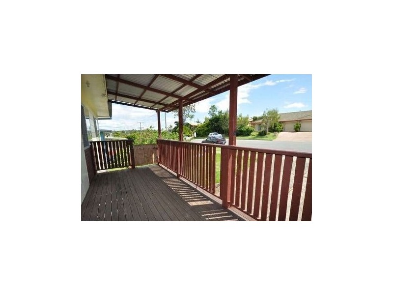 256 Government Road, Labrador QLD 4215