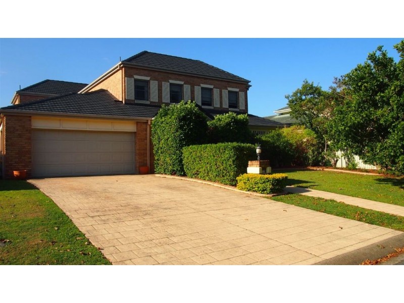 82 Cypress Drive, Broadbeach Waters QLD 4218