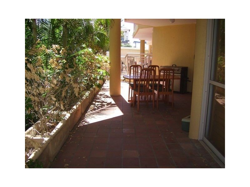 4/10 Dudley St, Mermaid Beach QLD 4218
