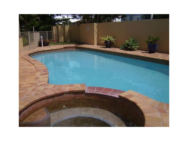 4/10 Dudley St, Mermaid Beach QLD 4218