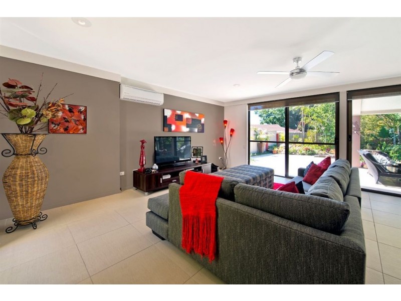 10 Haslewood Court, Mermaid Waters QLD 4218