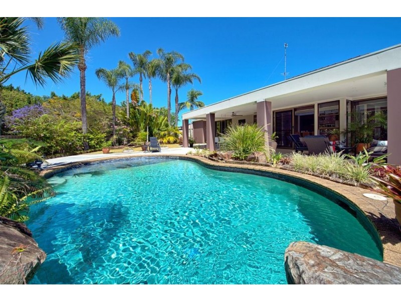 10 Haslewood Court, Mermaid Waters QLD 4218
