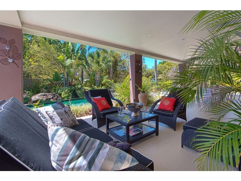 10 Haslewood Court, Mermaid Waters QLD 4218