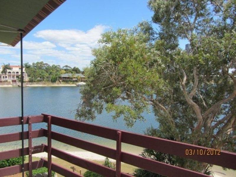 7/22 Aquila Court, Mermaid Waters QLD 4218