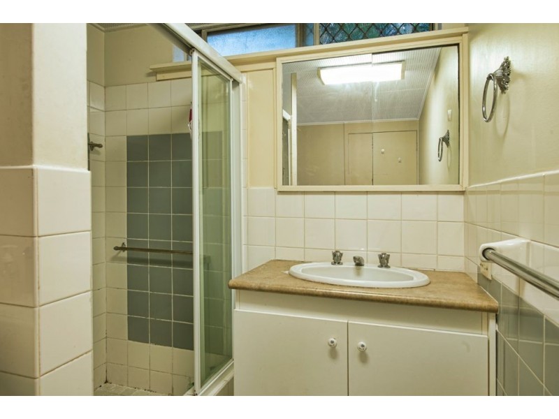 1/75 Old Burleigh Road, Surfers Paradise QLD 4217