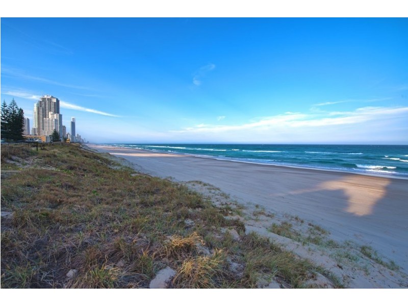 1/75 Old Burleigh Road, Surfers Paradise QLD 4217