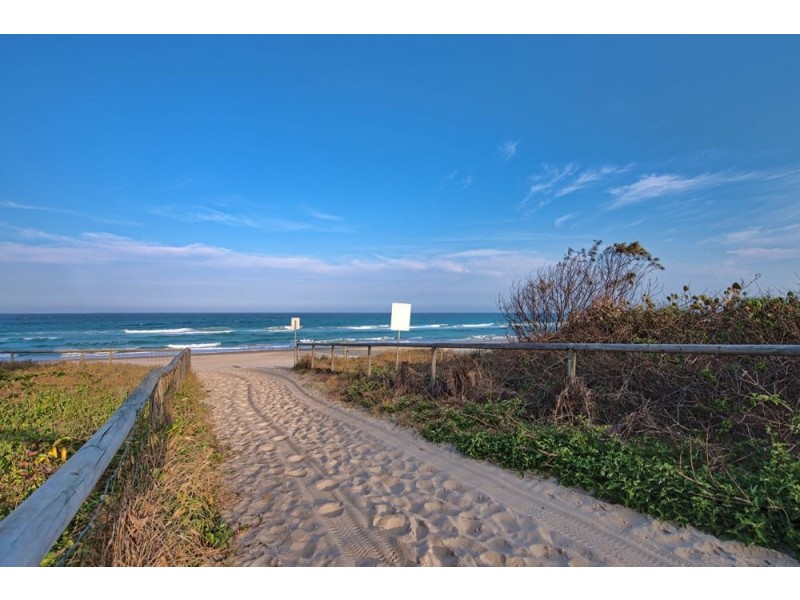 1/75 Old Burleigh Road, Surfers Paradise QLD 4217