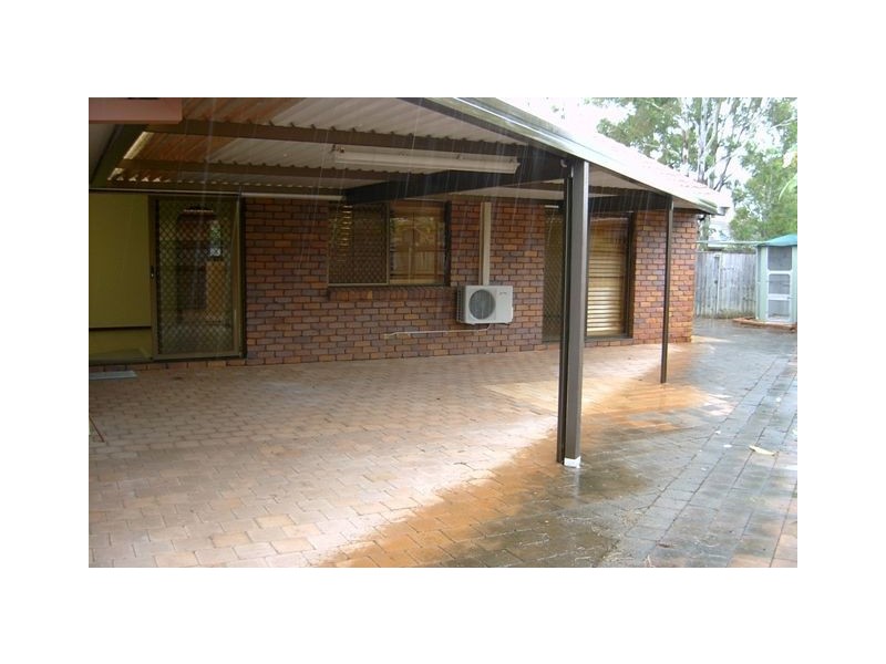 35 Wild Duck Dr, Mermaid Waters QLD 4218