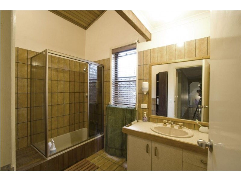 12 Leura Place, Helensvale QLD 4212