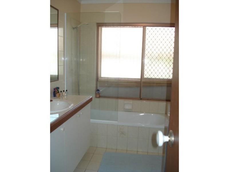 5 Commerce Dr, Robina QLD 4226