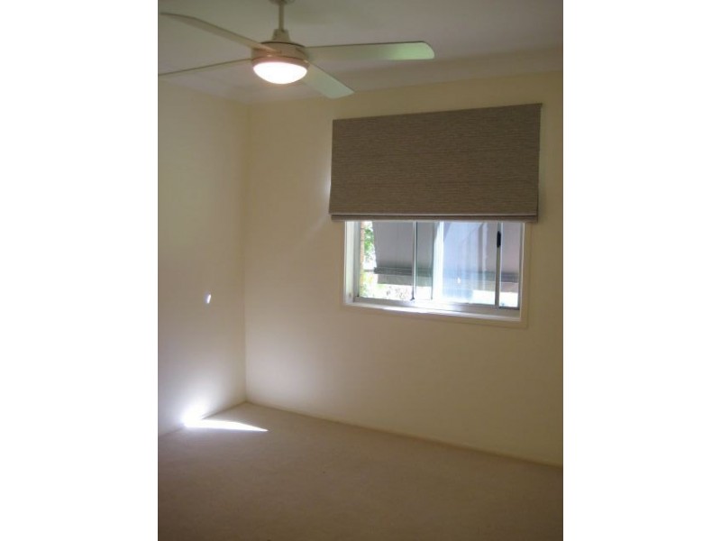 357 Rio Vista Blvd, Mermaid Waters QLD 4218