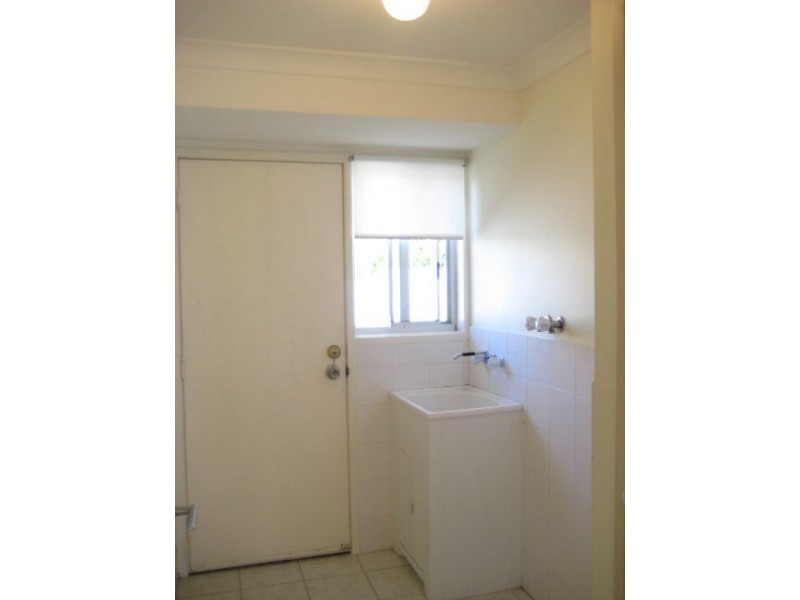 357 Rio Vista Blvd, Mermaid Waters QLD 4218