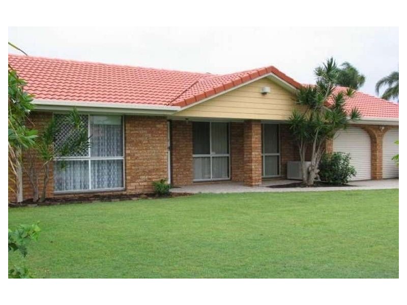 146 Barrier Reef Dr, Mermaid Waters QLD 4218