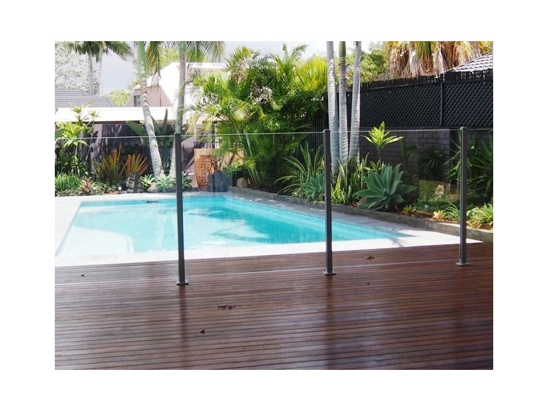 20 Maureen Court, Broadbeach Waters QLD 4218