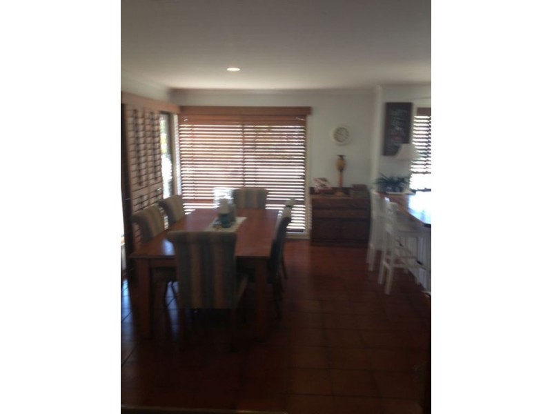 26 Saxonvale Tce, Mermaid Waters QLD 4218