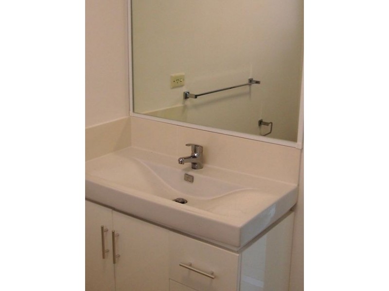 3/2423 Gold Coast Hwy, Mermaid Beach QLD 4218