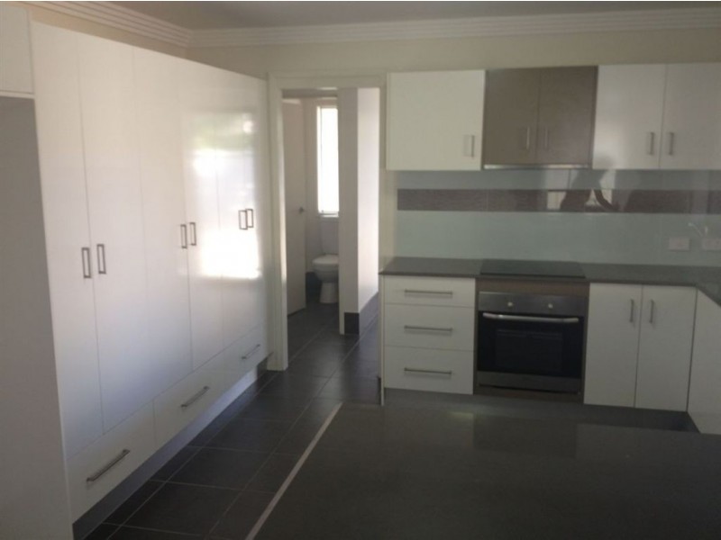 412 Benowa Road, Benowa Waters QLD 4217