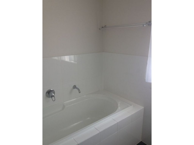 412 Benowa Road, Benowa Waters QLD 4217