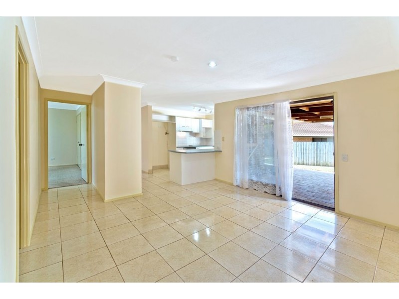 109 Parasol Street, Ashmore QLD 4214