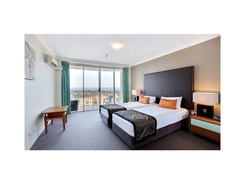 1112/2623 Gold Coast Highway, Broadbeach QLD 4218