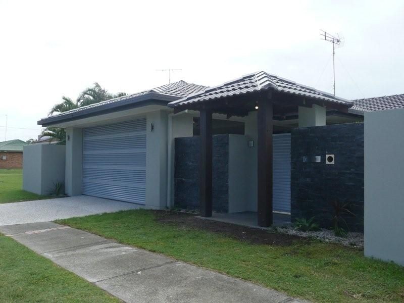 6 Fairway Drive, Clear Island Waters QLD 4226