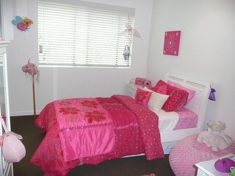 6 Fairway Drive, Clear Island Waters QLD 4226