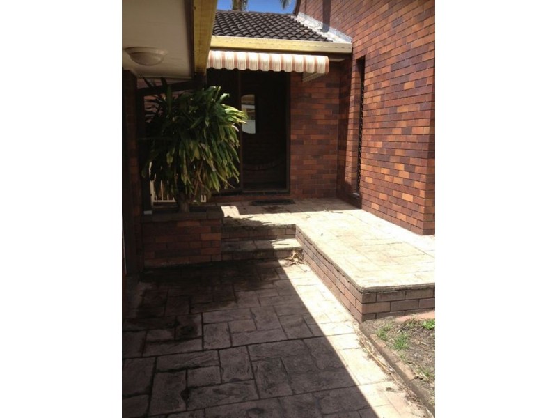 46 Surfers Avenue, Mermaid Waters QLD 4218