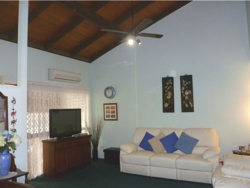 4/60 Karbunya Street, Mermaid Waters QLD 4218