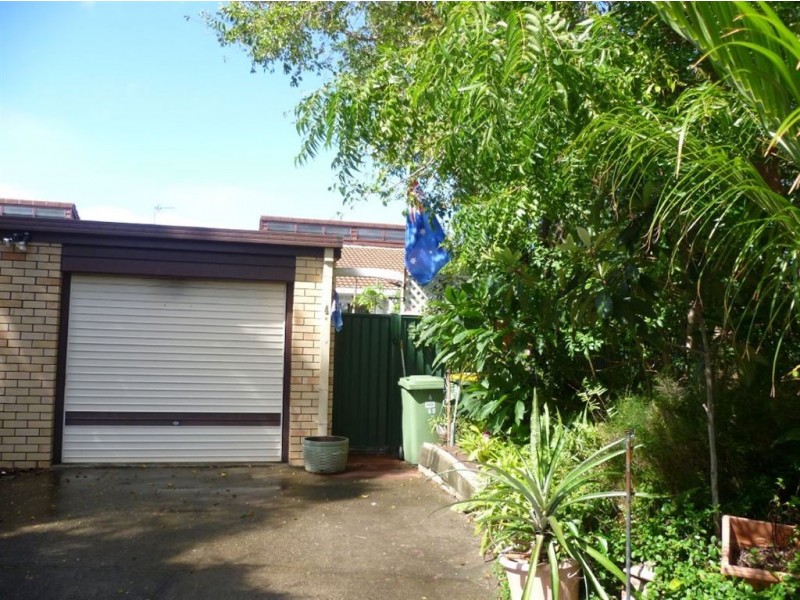 4/60 Karbunya Street, Mermaid Waters QLD 4218