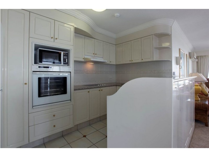 2514/24 Queensland Avenue, Broadbeach QLD 4218