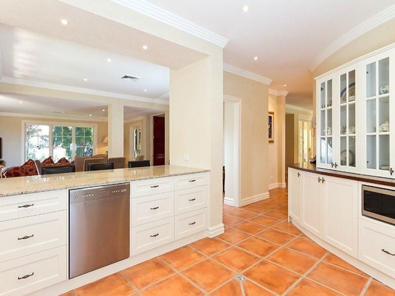 105 Newport Drive, Robina QLD 4226