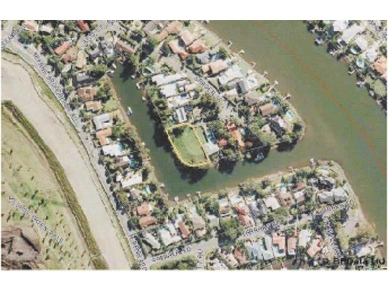 21 Garden Grove, Carrara QLD 4211