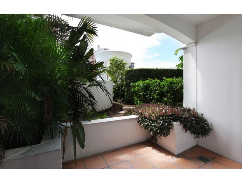 2105/24 Queensland Avenue, Broadbeach QLD 4218