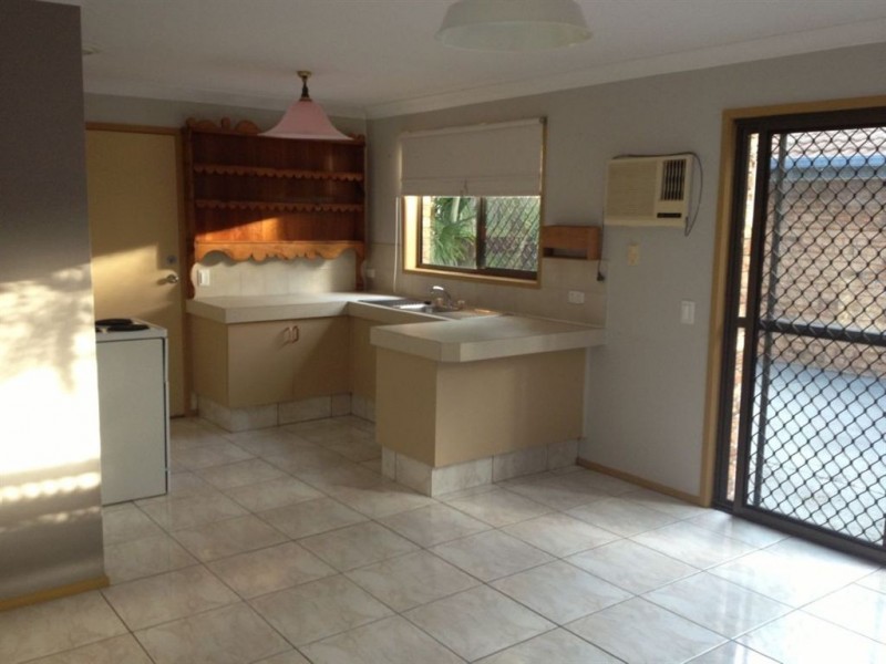 1/105 Sunshine Parade, Miami QLD 4220