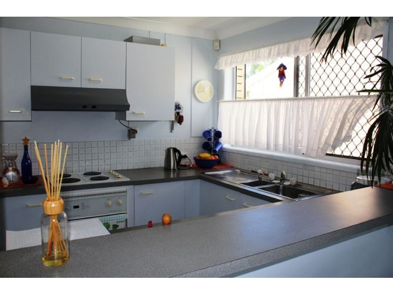 7/20 Aquila Court, Mermaid Waters QLD 4218