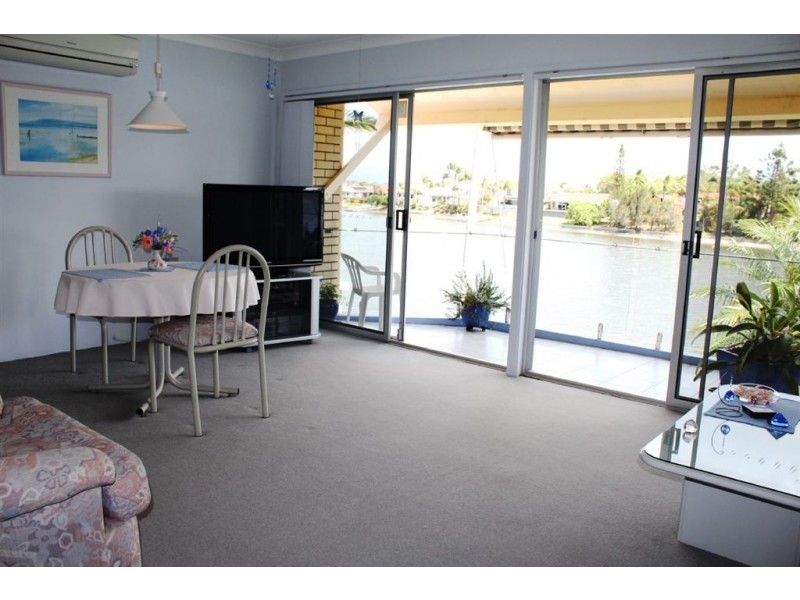 7/20 Aquila Court, Mermaid Waters QLD 4218