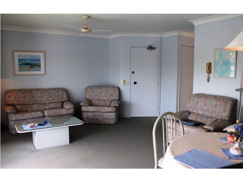 7/20 Aquila Court, Mermaid Waters QLD 4218