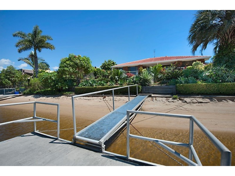 168 Rio Vista Boulevard, Broadbeach Waters QLD 4218