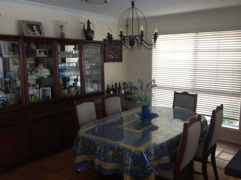 9 Antigua Way, Clear Island Waters QLD 4226