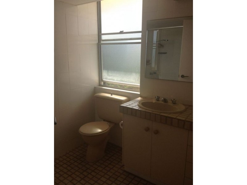 16/3 Old Burleigh Road, Surfers Paradise QLD 4217