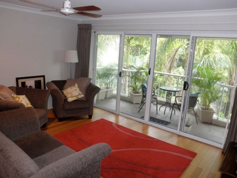 42/27 Wharf Road, Broadbeach QLD 4218