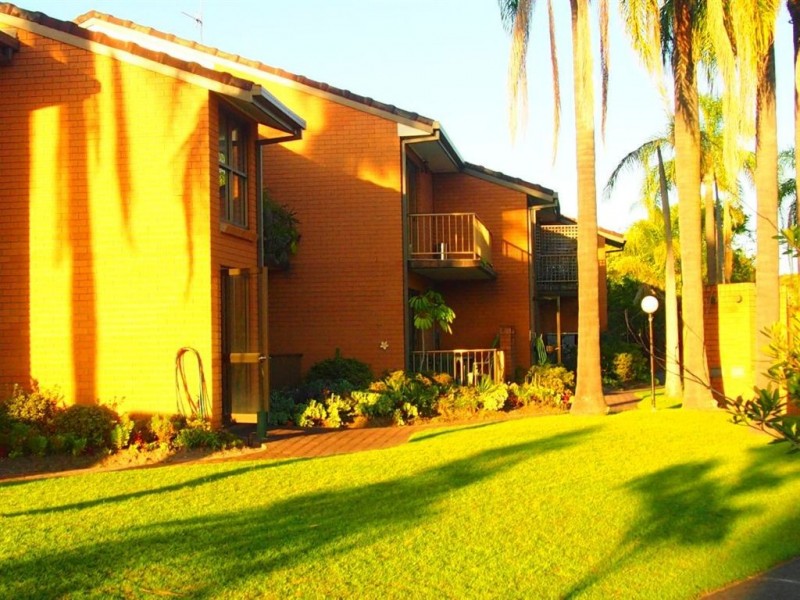 3/38 Duet Drive, Mermaid Waters QLD 4218