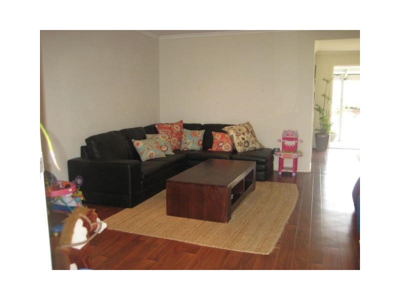 10 Lotus Key, Broadbeach Waters QLD 4218