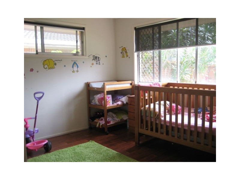 10 Lotus Key, Broadbeach Waters QLD 4218