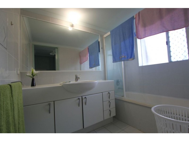 58/24 Ron Penhaligon Way, Robina QLD 4226